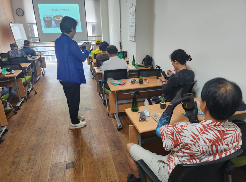 웰라이프(웰다잉) 프로그램 "꽃피는 중입니다" 2회기 운영